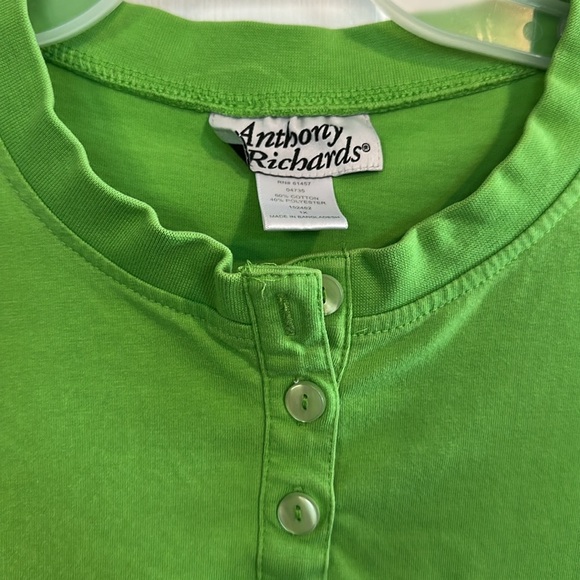 Anthony Richard’s green top size 1x - Picture 3 of 4